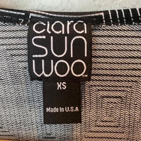 Clara Sun Woo Black & White Geometric Stripe Square Neck Top - Size XS - EUC - Picture 2 of 5